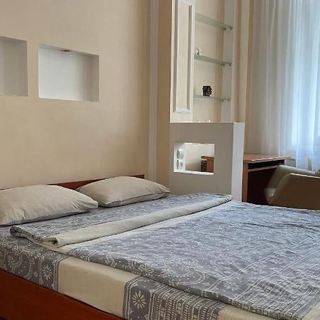 Babylon Apartments On Petliury Street Rivne Bagian luar foto